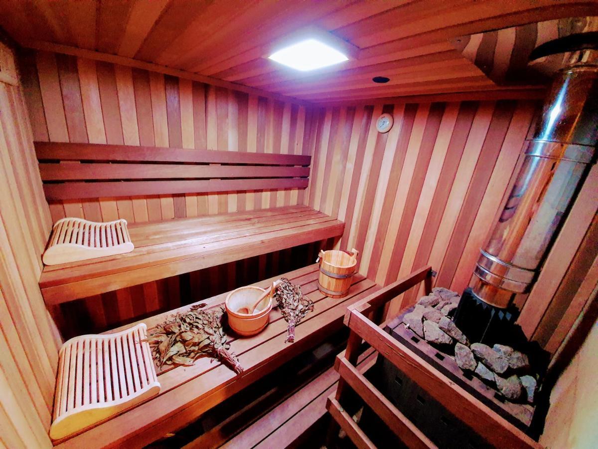 3 Z Moderne Wellnesswohnung - Sauna, Kamin, Parkplatze 65m2 Bis 6 Per *